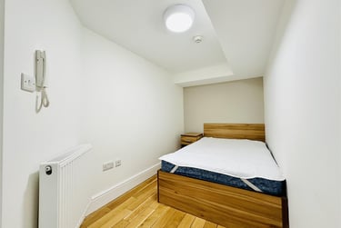 1 bed house, 1 Broad Street, Hockley, Nottingham, NG13AJ - Image 2
